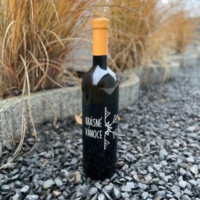 Hloubkové pískovaní a barvení skla